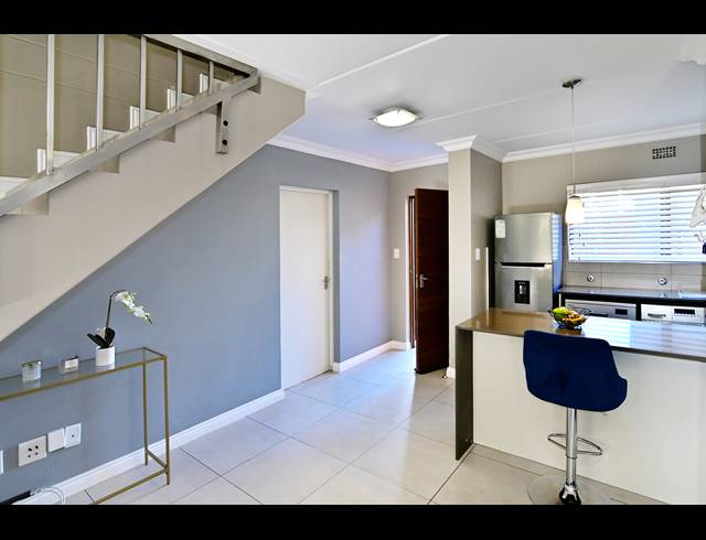 3 BEDROOM DUPLEX FOR SALE IN KYALAMI HILLS